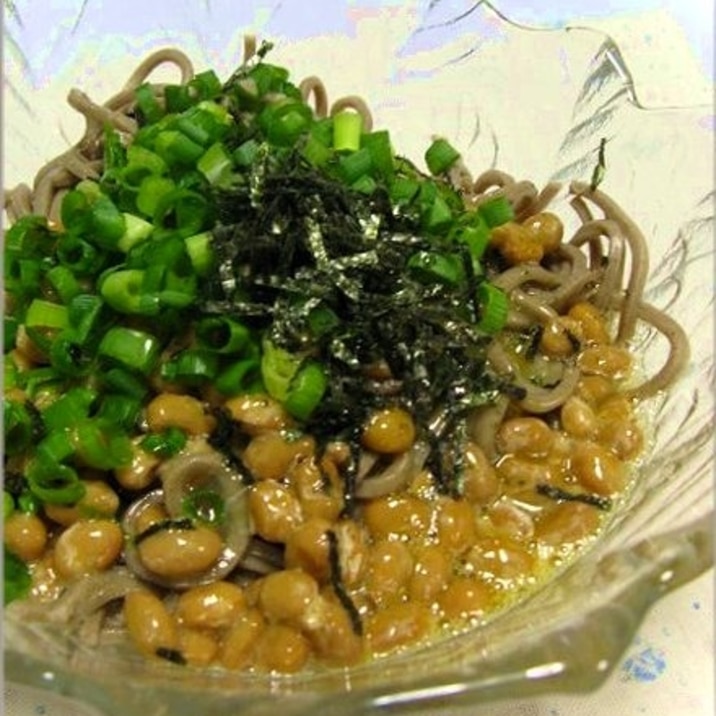 冷たく冷やして”納豆卵かけ冷やし蕎麦”